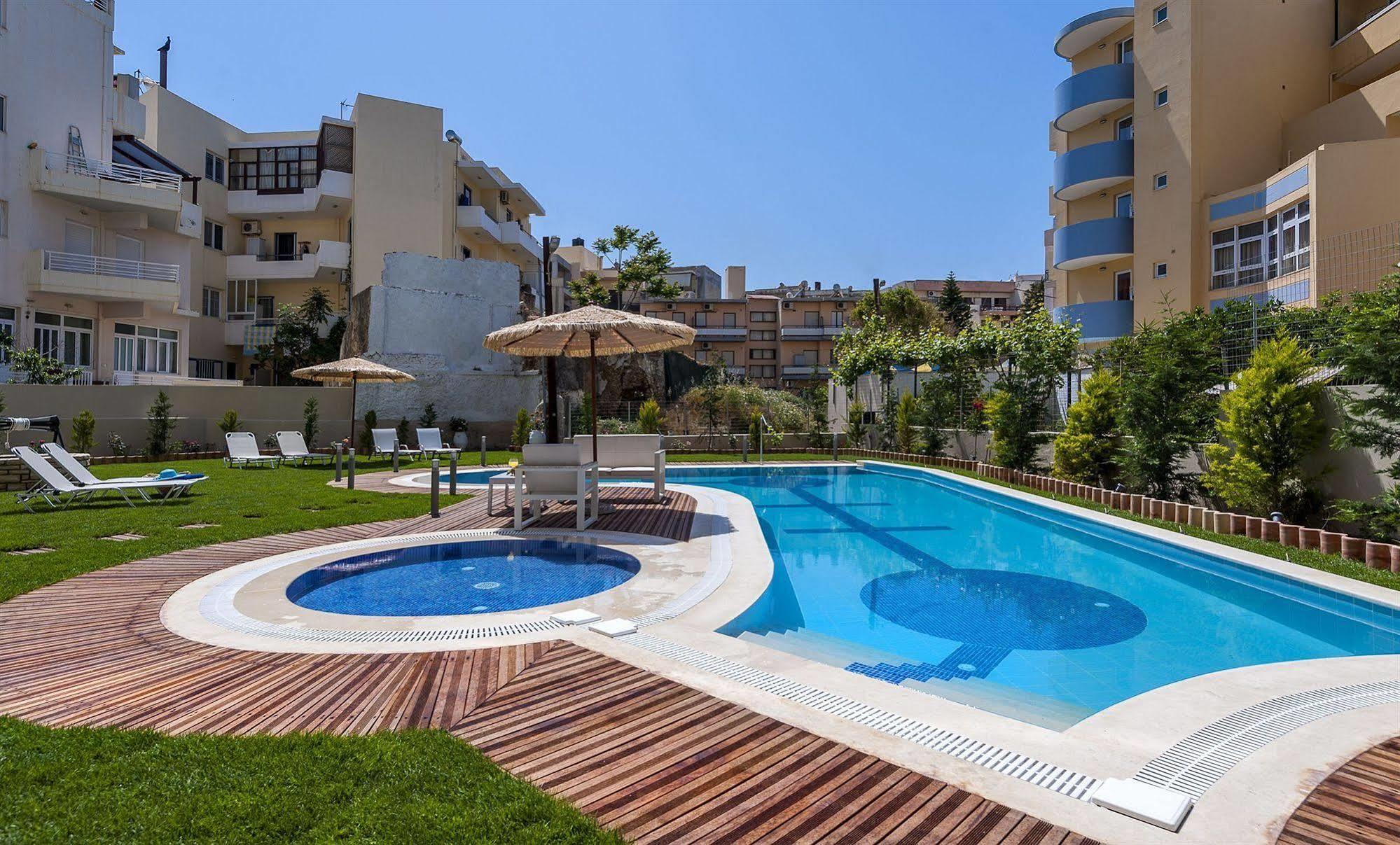 העיירה רתימנו Leonidas Hotel & Apartments מראה חיצוני תמונה